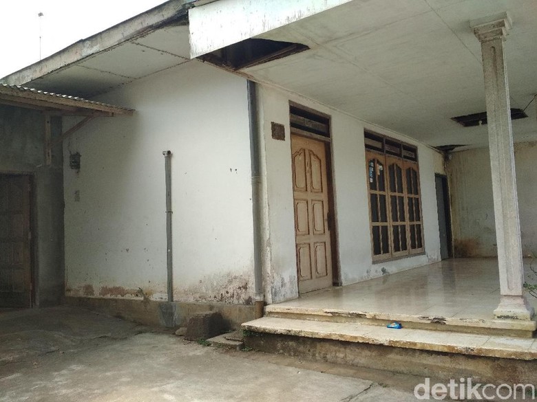 Syok Anak Ditangkap, Ibu Ketua JAD Jatim Serangan Jantung Syok Anak Ditangkap, Ibu Ketua JAD Jatim Serangan Jantung