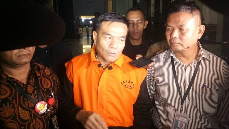 Dirwan-Hendrati Tambah Daftar Panjang Pasutri Dicokok KPK Dirwan-Hendrati Tambah Daftar Panjang Pasutri Dicokok KPK