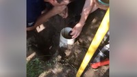Dilansir dari akun Facebook Ferguson Fire Department, peristiwa tersebut terjadi pada Rabu (16/5) sore sekitar pukul 15.45 waktu setempat (Foto: Dok. Ferguson Fire Department)