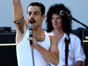 Lagu-lagu Queen yang Bisa Kamu Dengarkan di Film Bohemian Rhapsody