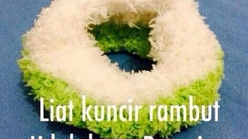 Ikat rambut seperti putu ayu. Foto: Istimewa  