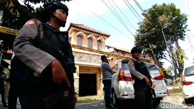 Polisi mensterilkan lokasi