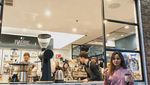 Begini Gaya Hot Mama, Kirana Larasati Saat Ngopi dan Makan Pizza