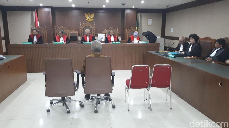 Terbukti Terima Rp 2,3 M, Eks Dirjen Hubla Divonis 5 Tahun Bui Terbukti Terima Rp 2,3 M, Eks Dirjen Hubla Divonis 5 Tahun Bui
