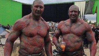 Dave Bautista berperan sebagai Drax the destroyer. (Foto: Facebook)