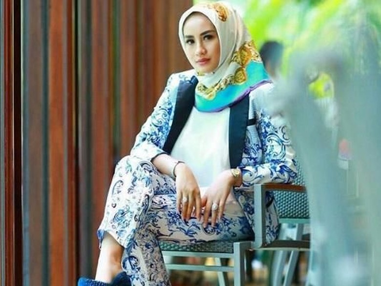 Pacari Duda 3 Anak, Shinta Bachir Siap Lepas Status Janda Pacari Duda 3 Anak, Shinta Bachir Siap Lepas Status Janda