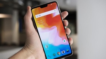 Cuma di posisi tujuh bulan lalu, kini OnePlus merangsek ke peringkat tiga dengan skor 289.424. Foto: Sina Mobile