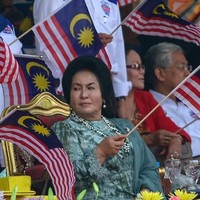 Wajah menyeramkan Rosmah ini disebut-sebut terjadi karena wanita 66 tahun itu terlalu banyak melakukan operasi plastik. Foto: Getty Images, Reuters, AFP