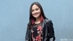 Gaya Syifa Hadju yang Tomboy tapi Manis