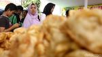 Potret Pasar Takjil Benhil Jelang Buka Puasa