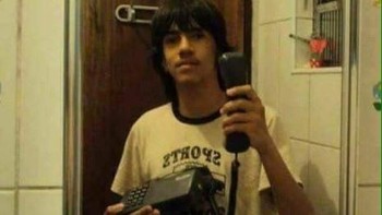 Selfie pakai telepon rumah? Bisa! (Foto: Twitter/PicturesFoIder)