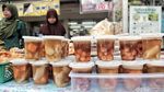 Banyak Dicari, Penjual Takjil Panen Rejeki di Bulan Ramadan