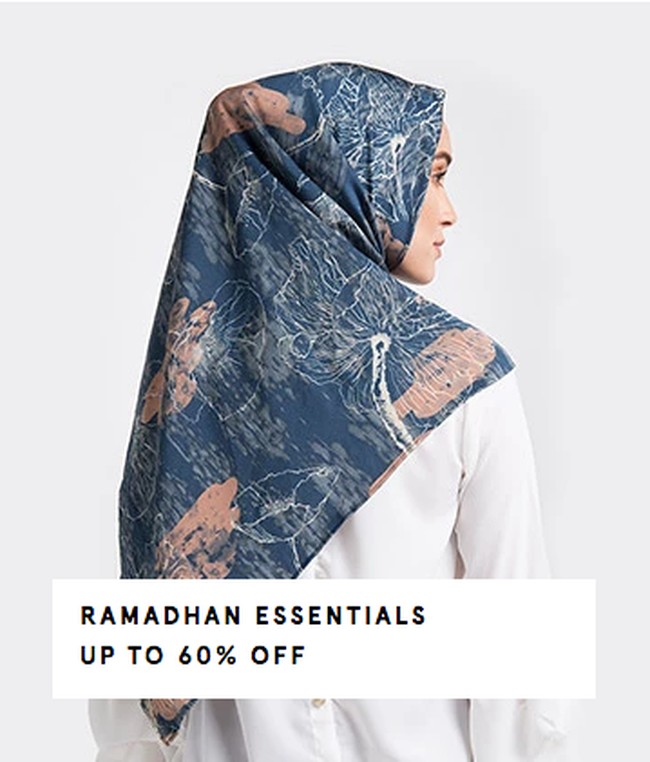 Selama bulan puasa, Anda mungkin butuh baju muslim, hijab, atau mukena untuk keseharian atau hari Lebaran. Gelaran sale dari Zalora pun patut dilirik. Situs belanja tersebut mendiskon sejumlah produk pilihan hingga 60%. Foto: Twitter