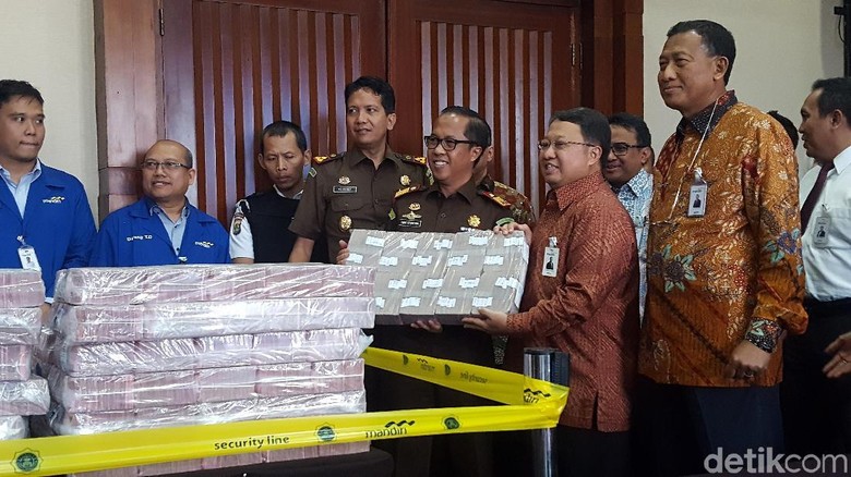Samadikun Lunasi Total Uang Pengganti Kasus BLBI Rp 169 Miliar Samadikun Lunasi Total Uang Pengganti Kasus BLBI Rp 169 Miliar