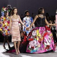 Sebelumnya, Naomi menggelar fashion show amal Fashion For Relief di Cannes. Acara ini sudah menjadi agenda tahunan yang digelar dalam rangkaian Festival Film Cannes. (Foto: Getty Images)