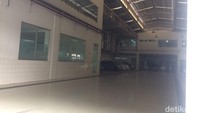 Konsumen Infiniti tetap bisa menservis mobilnya di diler Nissan yang ada di Jl. TB Simatupang, Jakarta. Foto: Khairul Imam Ghozali