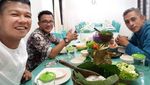 Intip Potret Babang Tamvan, Andika Mahesa Saat Sedang Makan dan Masak