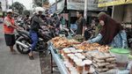 Banyak Dicari, Penjual Takjil Panen Rejeki di Bulan Ramadan