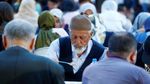 Suasana Hangat saat Warga Turki Berbuka Puasa di Hari Pertama