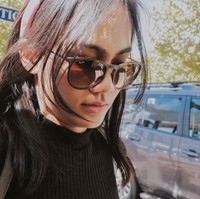 Wanita asal Tangerang ini pun cukup populer di media sosial. Ia memiliki 28 ribu lebih pengikut di Instagram. Foto: Instagram @imellisas