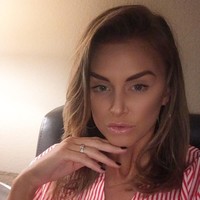 Lala adalah mantan bintang reality show Vanderpump Rules. Dia berhenti menjadi bintang reality tv tersebut di season lima. Banyak orang yang berasumsi bahwa alasan Lala berhenti karena kini kehidupannya kini telah terpenuhi oleh kekasihnya.  Foto: Instagram