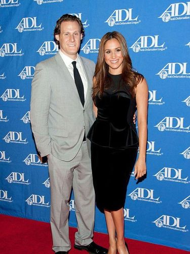 Meghan Markle Dituduh Pernah Paksa Mantan Suami Tanda Tangan Kontrak Hamil