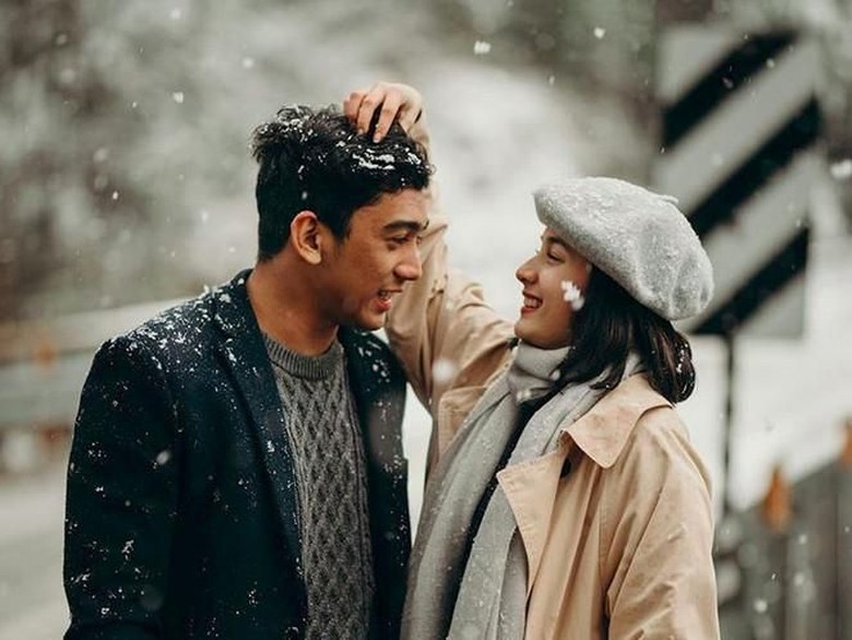 Posting Foto Ini, Chelsea Islan dan Daffa Wardhana Prewedding? Posting Foto Ini, Chelsea Islan dan Daffa Wardhana Prewedding?