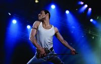 Akting Rami Malek saat memerankan Freddie Mercury (Dok. Twentieth Century Fox Film Corporation)