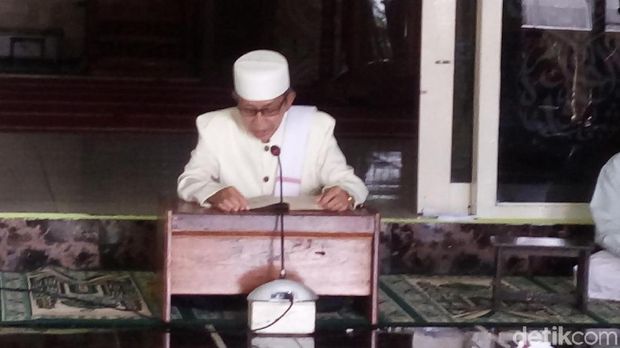 Tiap Ramadan Ponpes Mengaji Kitab Karya Syeh Haji Ahmad Rifai