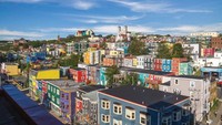 Newfoundland di masa sekarang adalah perukiman yang berpusat di ibu kota St. Johns, Newfoundland dan Labrador memiliki penduduk sekitar 200.000 orang (CNN Travel)