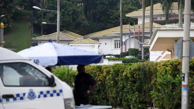 Pengacara Benarkan Najib Razak Ditangkap di Rumahnya