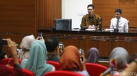 Febri menjelaskan, sebagai tersangka dari korporasi, pidana pokok seperti kurungan penjara tidak berlaku untuk PT Tradha dan diganti dengan denda. Selain itu, korporasi diwajibkan untuk membayar uang pengganti. Namun, KPK menyebut ada sanksi lebih berat lagi yang mungkin dijatuhkan.