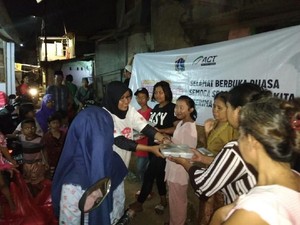 ACT-TNI Bagikan 10 Ribu Paket Pangan Ramadan di Perbatasan