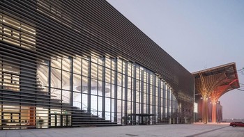 Perpustakaan Umum ini terletak di distrik Tianjin. Foto: Dezeen
