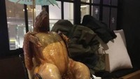 Waduh, melihat hidangan ini malah hilang nafsu makan, ganti jadi nafsu liburan. Istimewa/Boredpanda.
