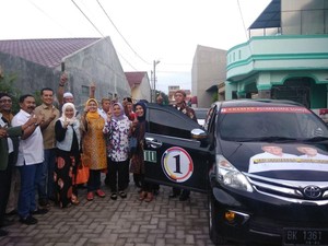Cawagub Ijeck Serahkan Mobil Operasional untuk Relawan Pujakesuma