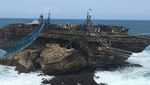 Foto: Kontroversi Pantai Timang
