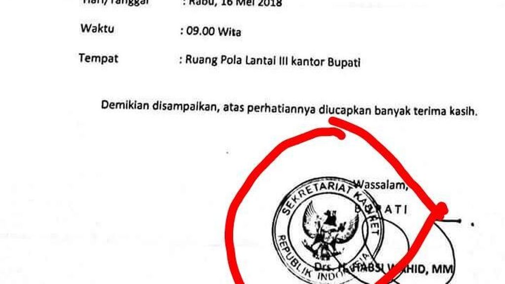 Undangan Rapat Pakai Stempel Setkab, PNS di Mamuju Dinonjobkan Undangan Rapat Pakai Stempel Setkab, PNS di Mamuju Dinonjobkan