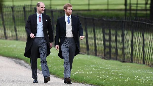 Morning dress yang dikenakan Pangeran William dan Pangeran Harry