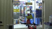 Perampok Bersenpi Gasak Rp 200 Juta dari Minimarket di Matraman