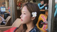 Kini Hyun Seo berprofesi sebagai model majalah pria. Selain sibuk pemotretan, Hyun Seo tetap menyempatkan diri untuk liburan. (1004jjang/Instagram)
