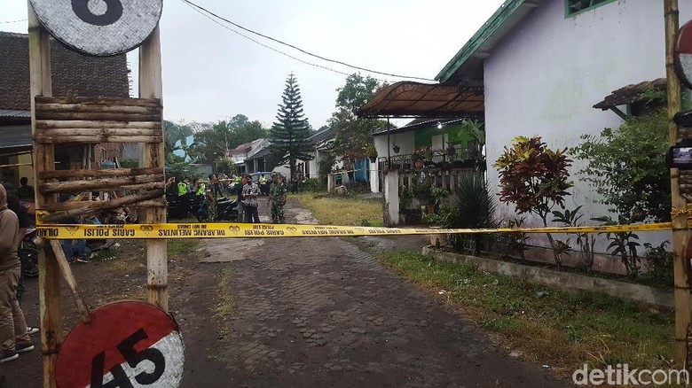 Hari Teroris yang Ditembak Mati di Sidoarjo Diduga Peracik Bom Hari Teroris yang Ditembak Mati di Sidoarjo Diduga Peracik Bom