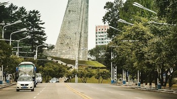 Negara ini memang memiliki banyak monumen, seperti Chollima Statue yang terletak di Pyongyang. (Foto: Instagram/dprk360)