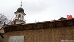 Foto Masjid 100 Tahun di Perkampungan Muslim China