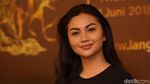 Lihat Senyuman Manis Ariel Tatum Nggak Bikin Batal Puasa