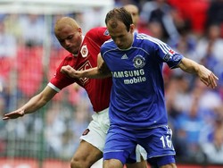 Bisa main di tengah dan di kanan, pada laga ini Wes Brown dipasang sebagai full-back. Pemain MU periode 1996–2011 itu kini berusia 38 tahun dan terakhir tercatat main di Liga India. (Foto: Phil Cole/Getty Images)