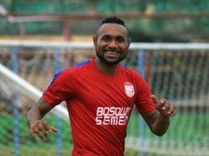 Resmi! Titus Bonai Perkuat Lini Depan PSIS Semarang