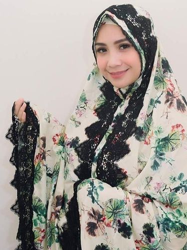 Mukena Tarawih Artis