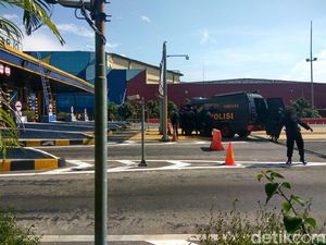 Terdengar Ledakan Saat Benda Mirip Bom di Tol Sidoarjo Dievakuasi