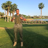 Mantan petinju itu pun bisa tiga bahasa. Selain bahasa Inggris, ia lancar berbahasa Prancis dan Arab.  Foto: Instagram